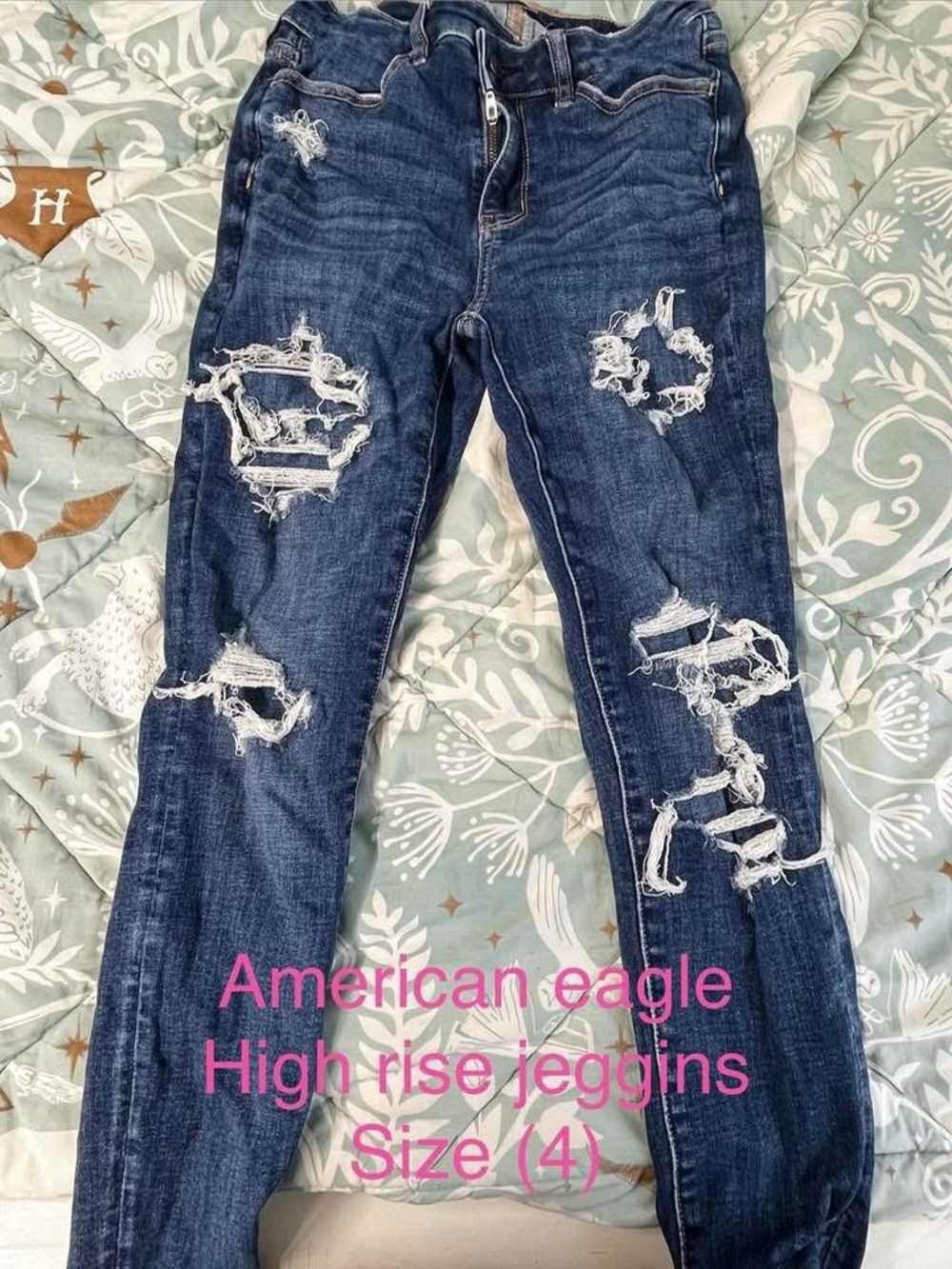 American Eagle Outfitters Ripped High-Rise Jeggings in Dark Blue Wash